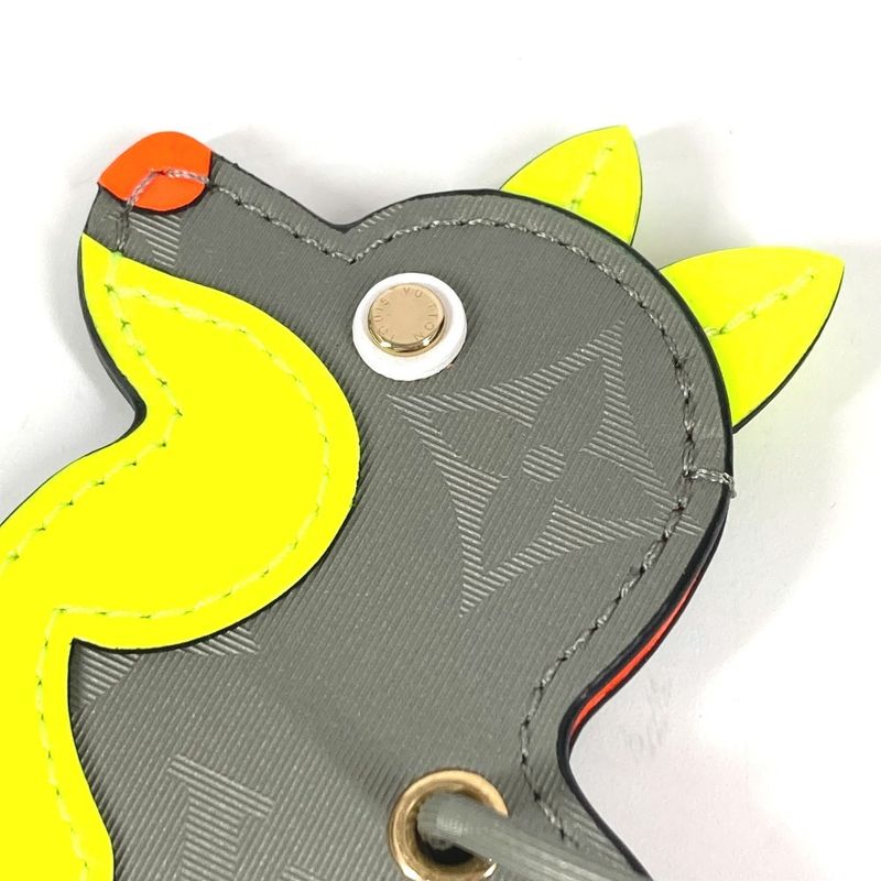 Louis Vuitton Charm Porte-addresse Dog M63280 Gray