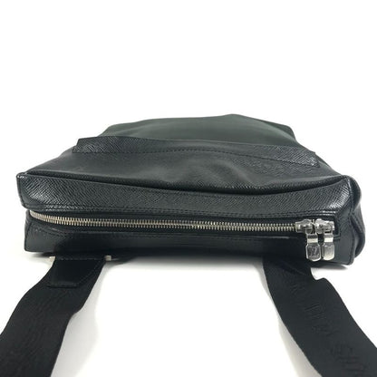 Louis Vuitton Shoulder Bag Beluga M30912 Taiga Leather Khaki