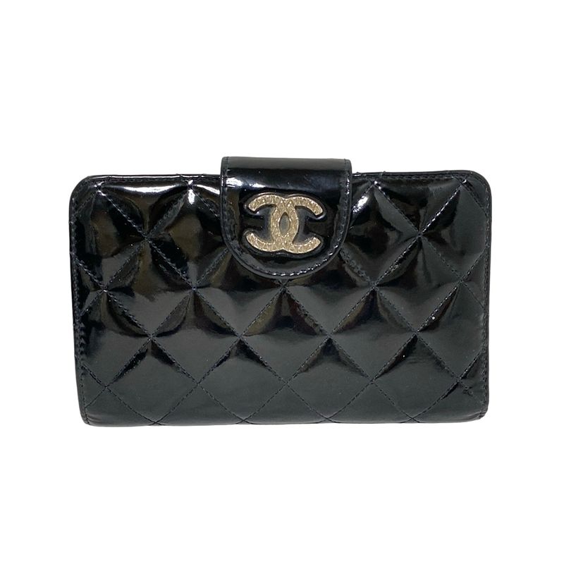 Chanel Bifold Wallet Matelasse Black Coco Mark Silver Hardware Round Zipper