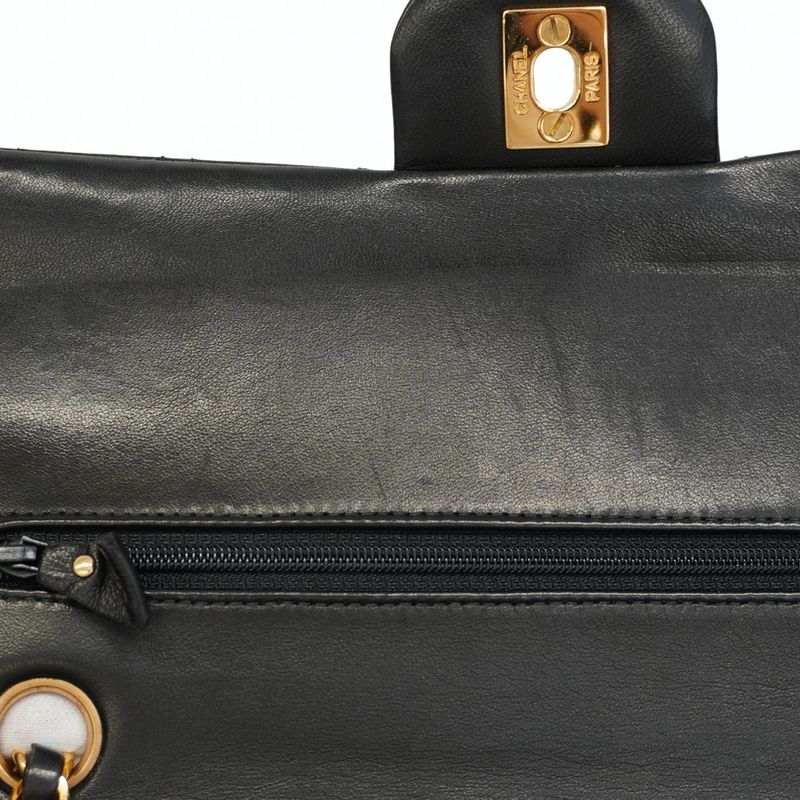Chanel Shoulder Bag Matelasse Lambskin Black Cles Deuce