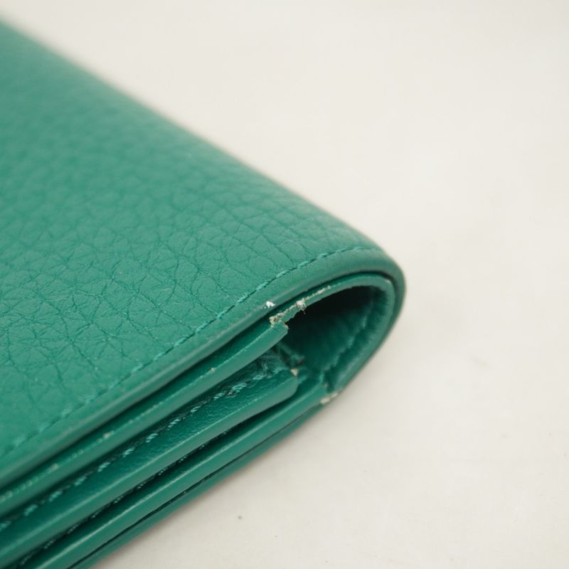 Louis Vuitton Wallet Capucines LV Vertical Wallet Compact M82438 M Road Ladies