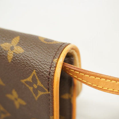 Louis Vuitton Shoulder Bag Monogram Pochette Twin PM M51854 Brown Ladies