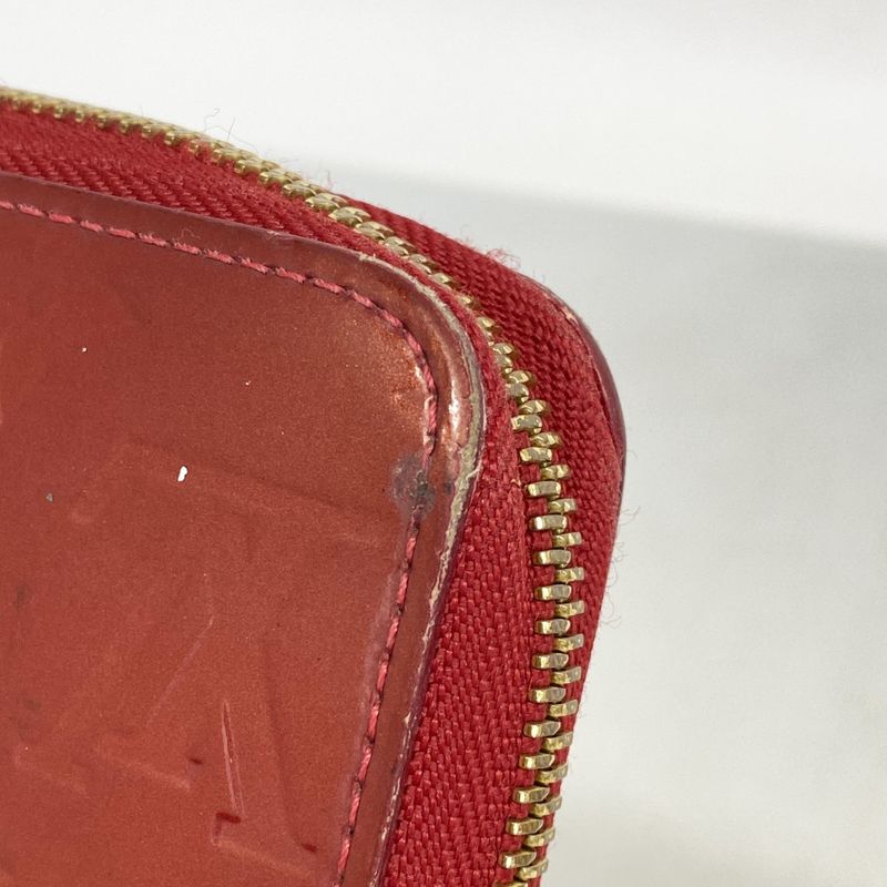 Louis Vuitton Vernis Zippy Wallet M91732 Rouge Grenadine Ladies