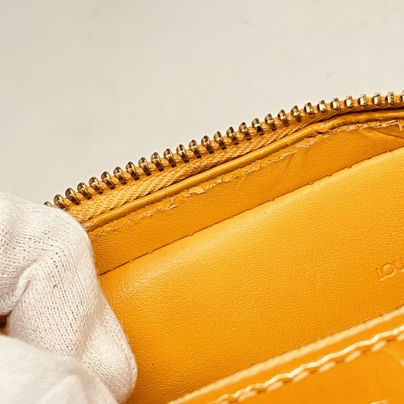 Louis Vuitton Shoulder Bag Vernis Christie MM M91108 Jeanne Women's