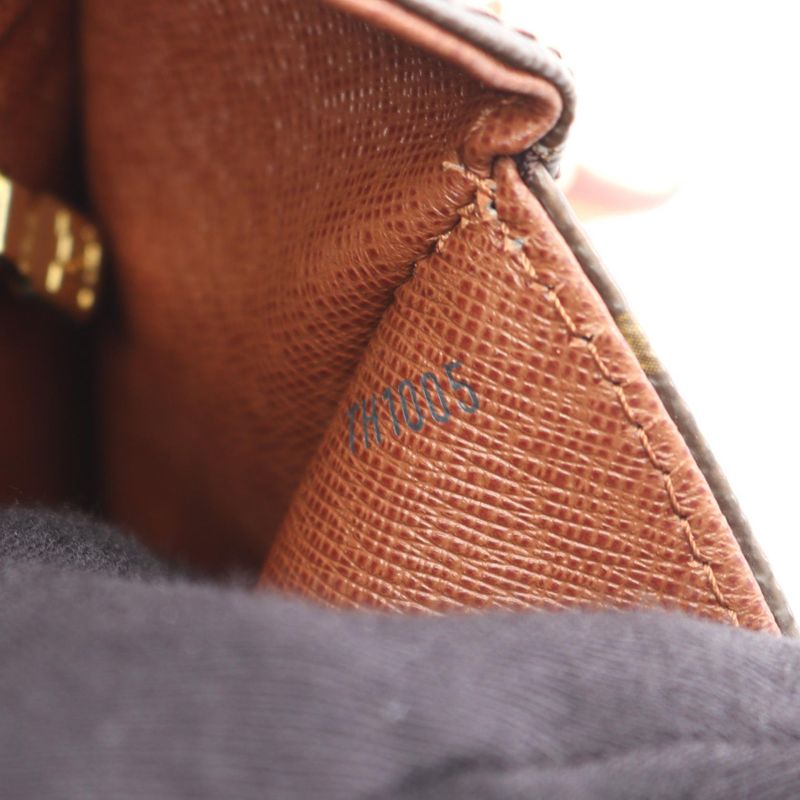 Louis Vuitton Shoulder Bag Saint-Cloud GM Monogram M51242 PVC Coated Canvas