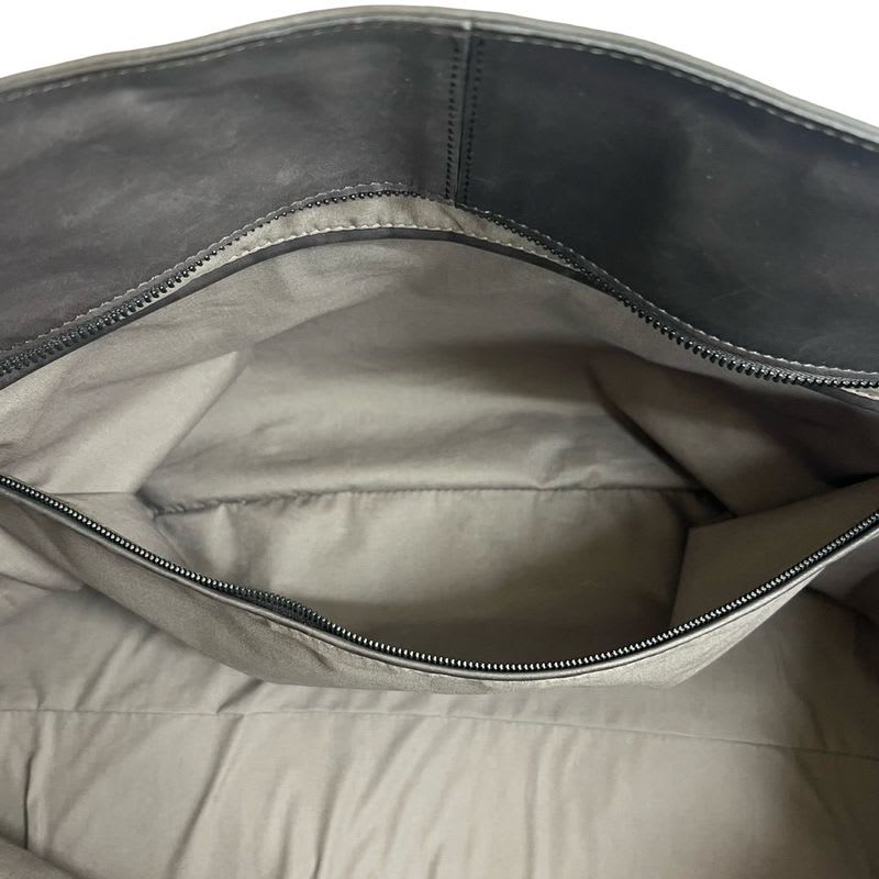 Bottega Veneta Intrecciato Leather Handbag Boston Bag Dark