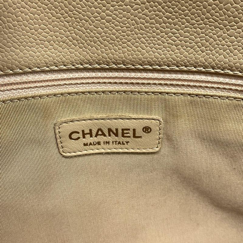 Chanel Tote Bag Reissue Chain Tote (gst) A50995 Beige Gold Hardware