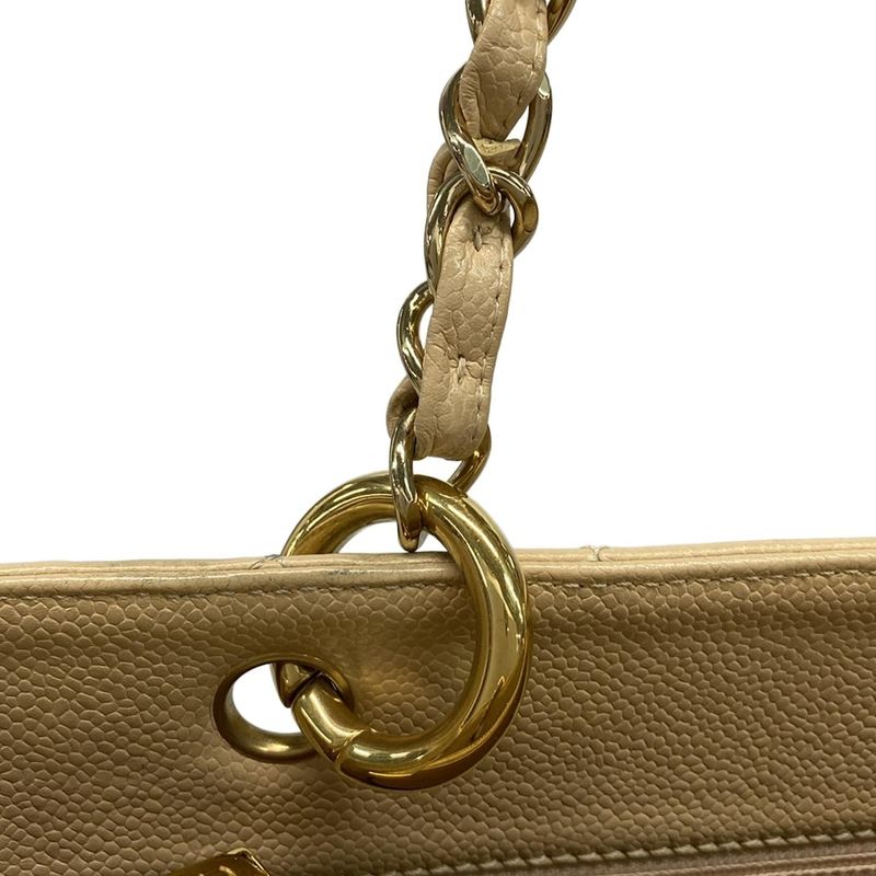 Chanel Tote Bag Reissue Chain Tote (gst) A50995 Beige Gold Hardware