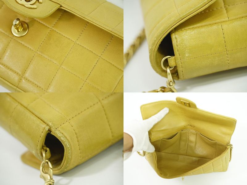 Authentic Chanel Chocolate Bar Chain Shoulder Bag Leather Beige Chocolate Bar