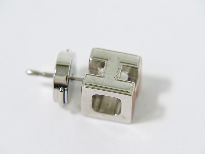 Authentic Hermes H Cube Earrings Metal Silver Hardware Orange Accessories
