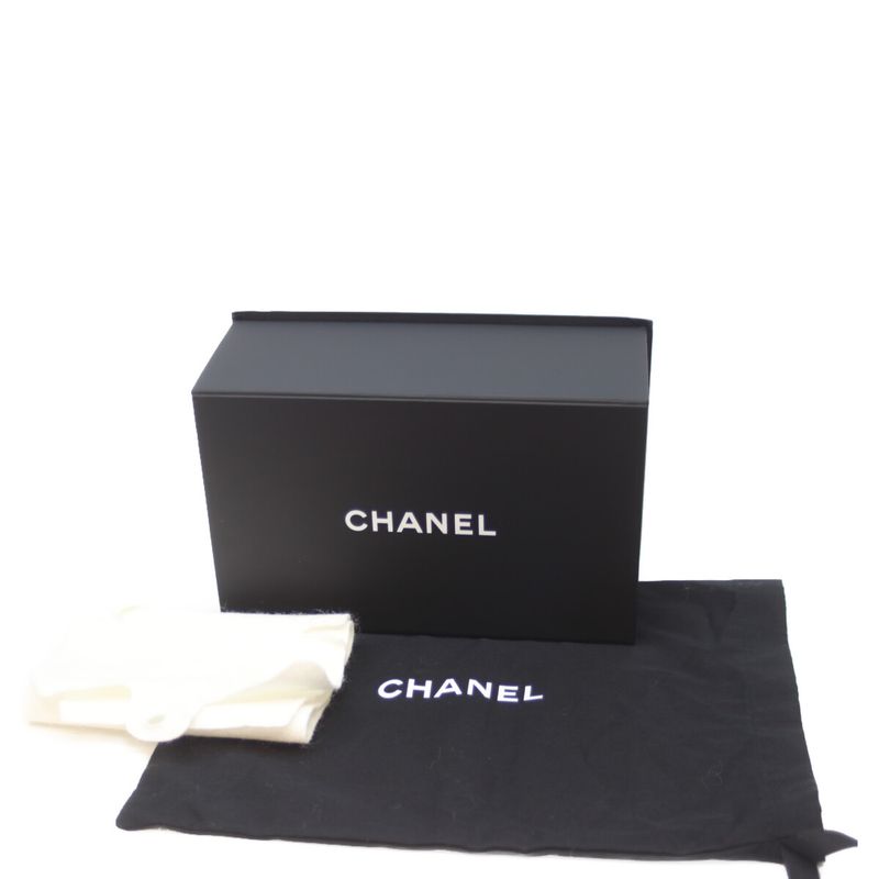 Chanel 24AW As5219 Light Blue Lamb Matrasse 18 Mini Flap Chain Shoulder