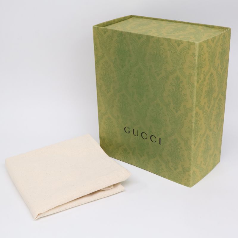 Gucci626917 4hk78 2565 GG Canvas Nylon Reversible Bucket