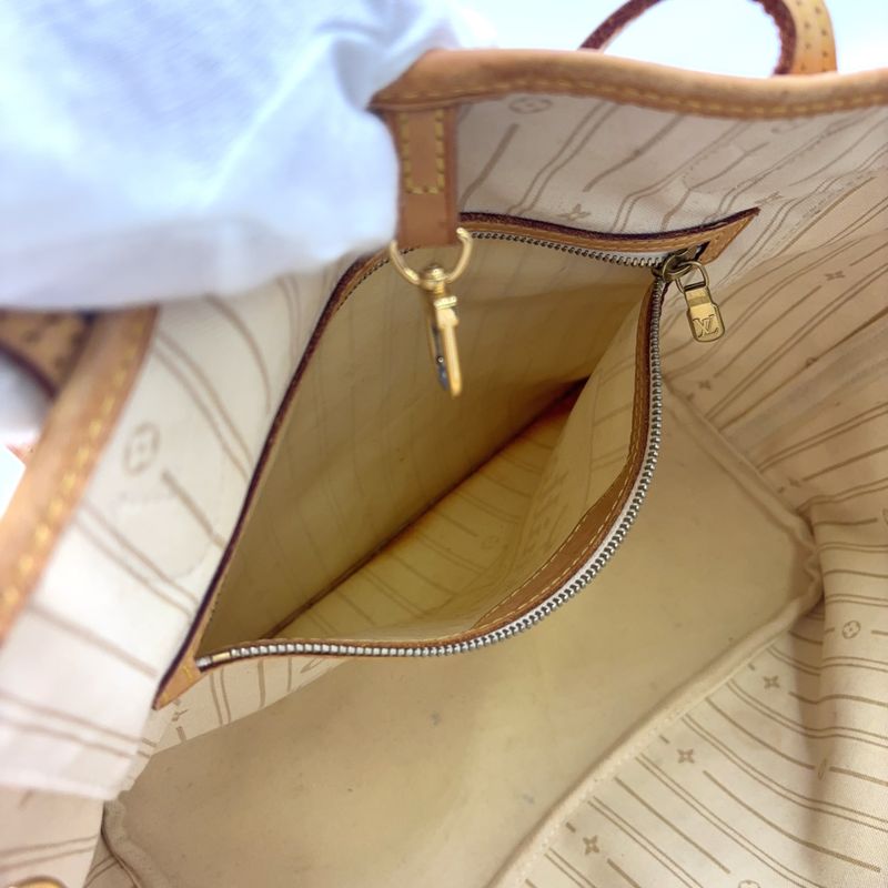 Louis Vuitton Neverfull MM Damier Azure Damier Azure Leather × PVC White Tote