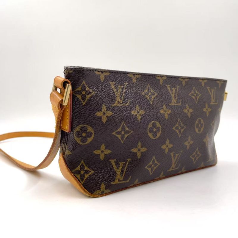 Louis Vuitton Trotter Monogram Leather × PVC Brown Shoulder Bag Gold M51240