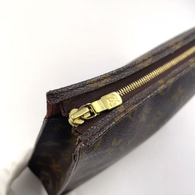 Louis Vuitton Poche Toilette 26 Monogram Production Number Unknown Leather ×PVC