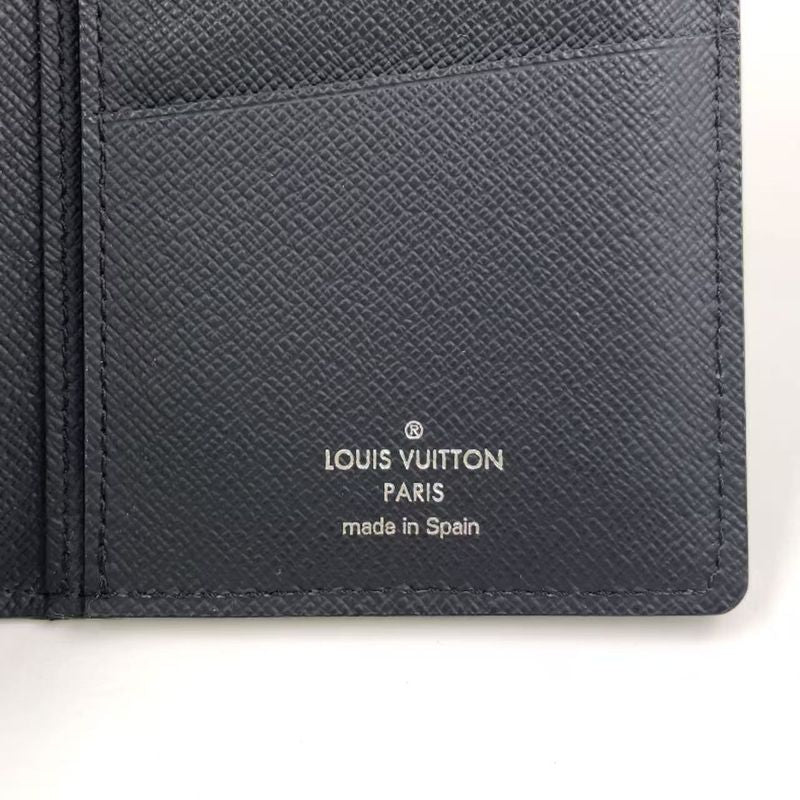 Louis Vuitton Portefeuille Brazza Epi RFID Compatible Leather Black Folded Long