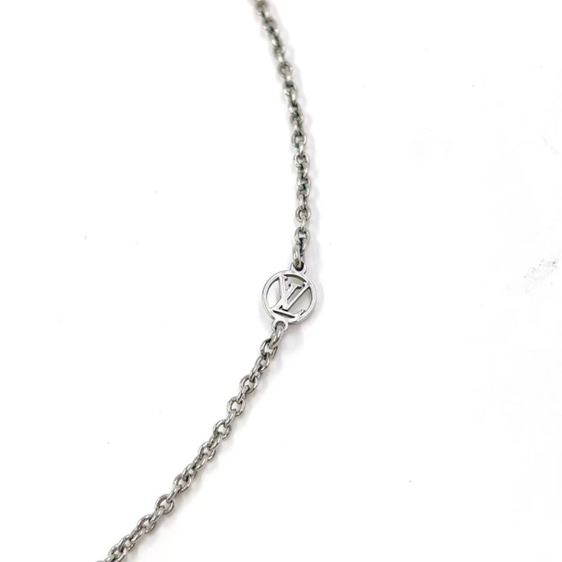 Louis Vuitton Escential V Metal Silver Necklace M63197