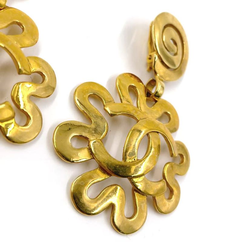Chanel Coco Mark Flower GP Gold Earrings