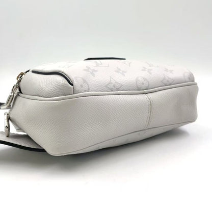 Louis Vuitton Bum Bag Outdoor Taiga Lama Taiga Lama RFID Compatible Leather X