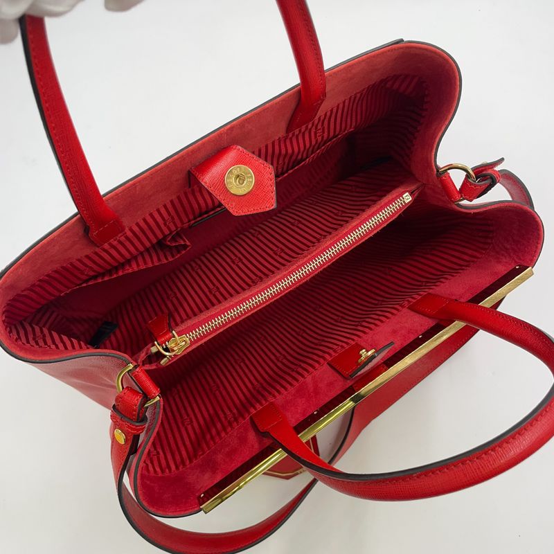 Fendi Toujours 2WAY Shoulder Leather Red Handbag Gold 8bh250-d7e