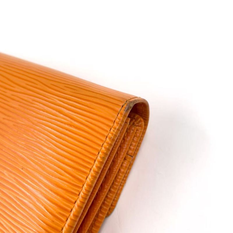 Louis Vuitton Porte Trésor International Epi Tassili Yellow Leather Yellow