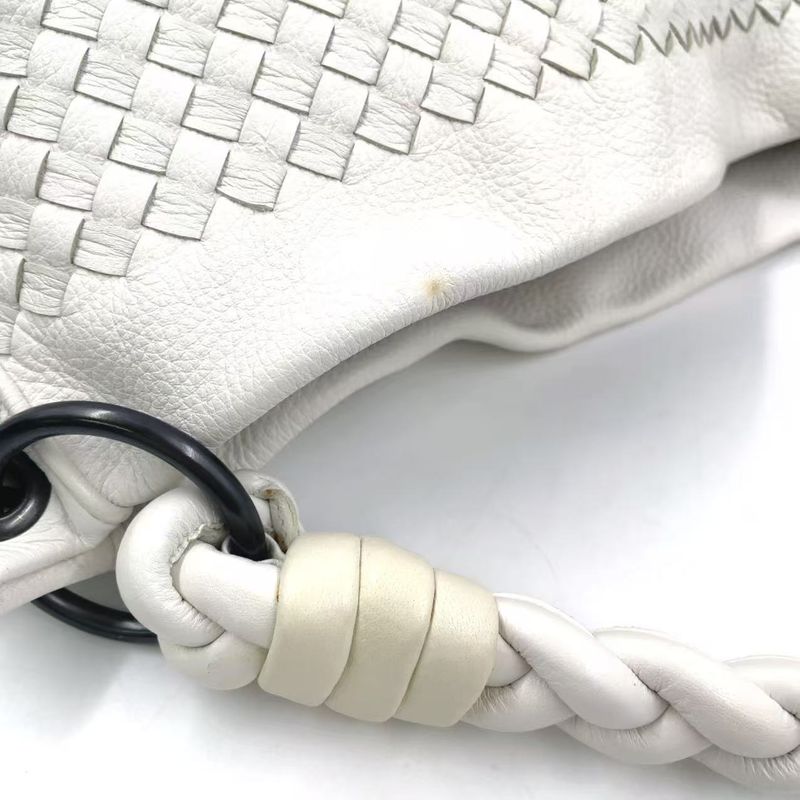 Bottega Veneta Intrecciato One Shoulder Leather White Handbag Black