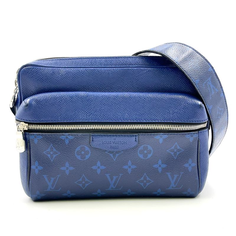 Louis Vuitton Outdoor Messenger PM Taiga Lama Taiga Lama Cobalt Leather × PVC