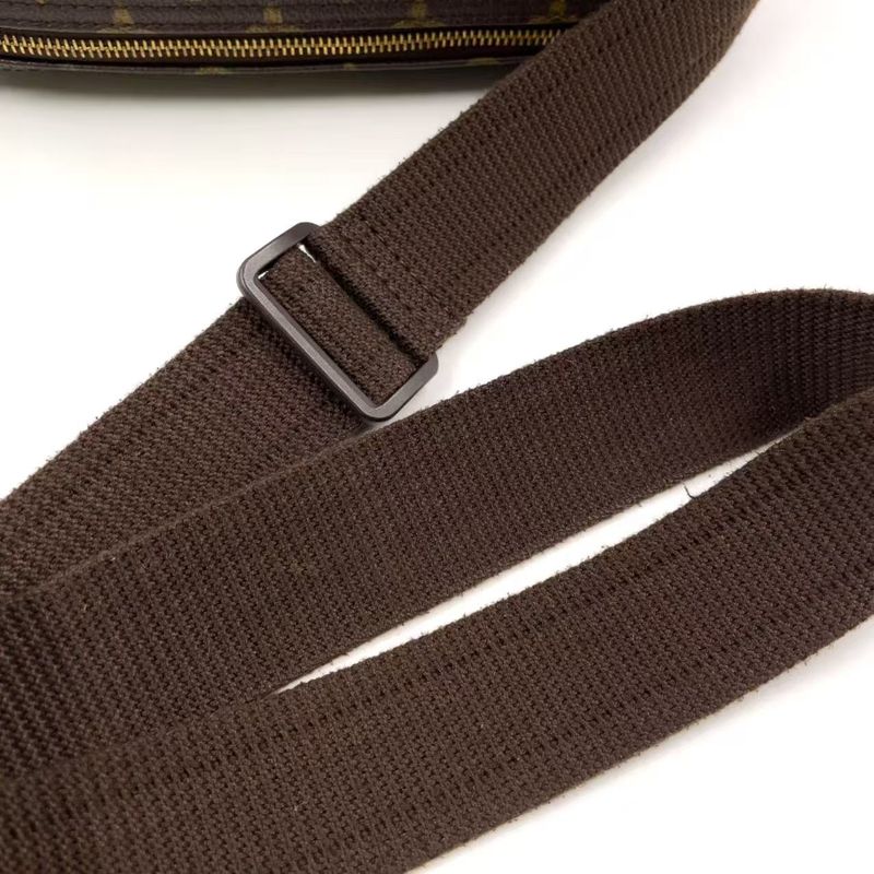 Louis Vuitton Reporter PM Monogram Leather × PVC Brown Shoulder Bag Gold M45254