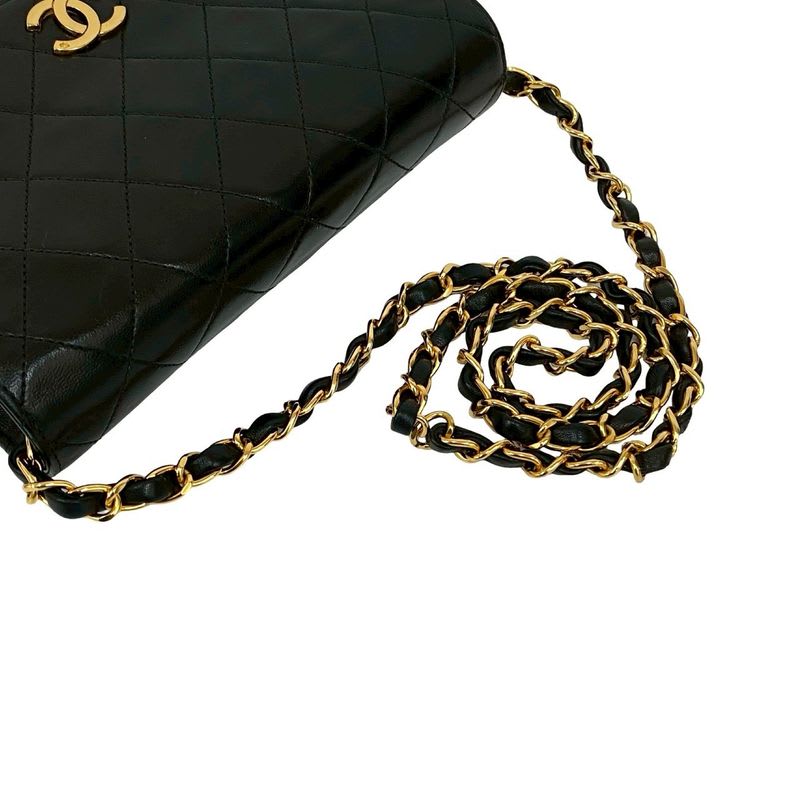 Chanel Chanel Quilted Lambskin Chain Shoulder Bag Pochette
