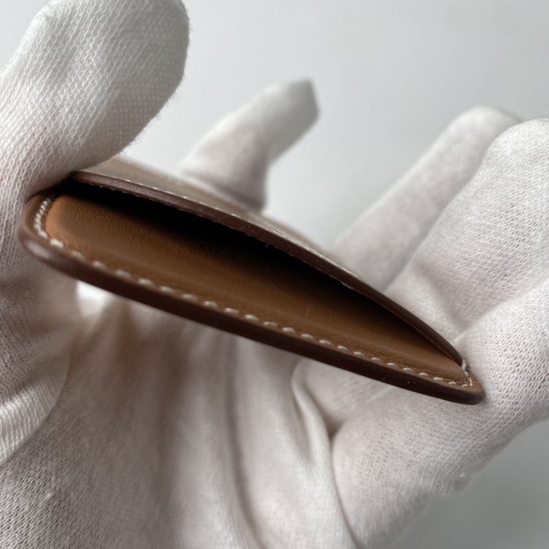 Unused Hermes Women's White Stitch Card Case B Engraved