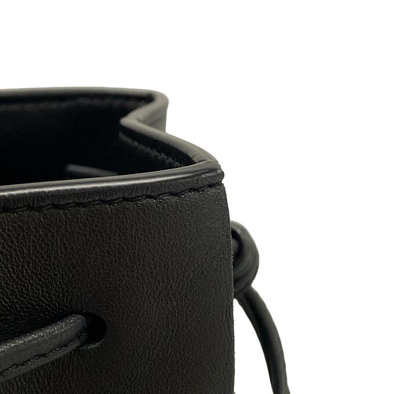 Bottega Veneta Shoulder Bag Cassette Mini Crossbody Bucket Bag Black Mini Bag