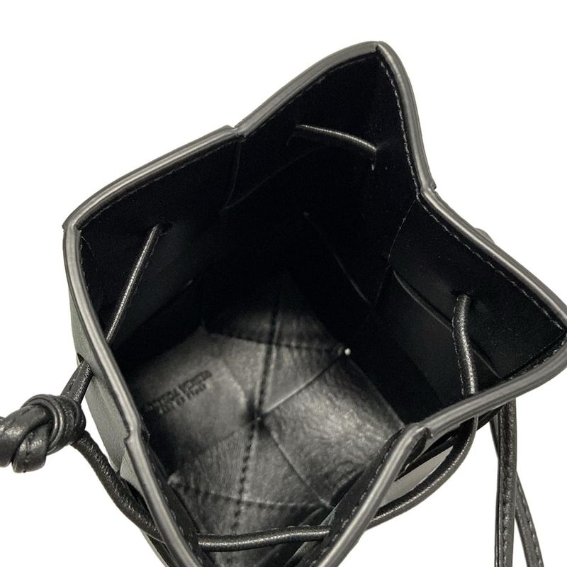 Bottega Veneta Shoulder Bag Cassette Mini Crossbody Bucket Bag Black Mini Bag