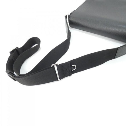 Louis Vuitton Taiga District PM M30850 Shoulder Bag