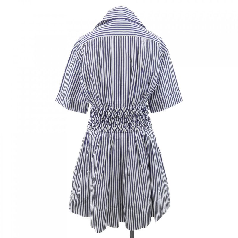 Chanel P60365v45710 Dress