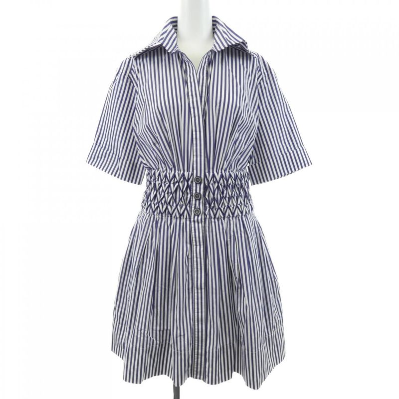 Chanel P60365v45710 Dress