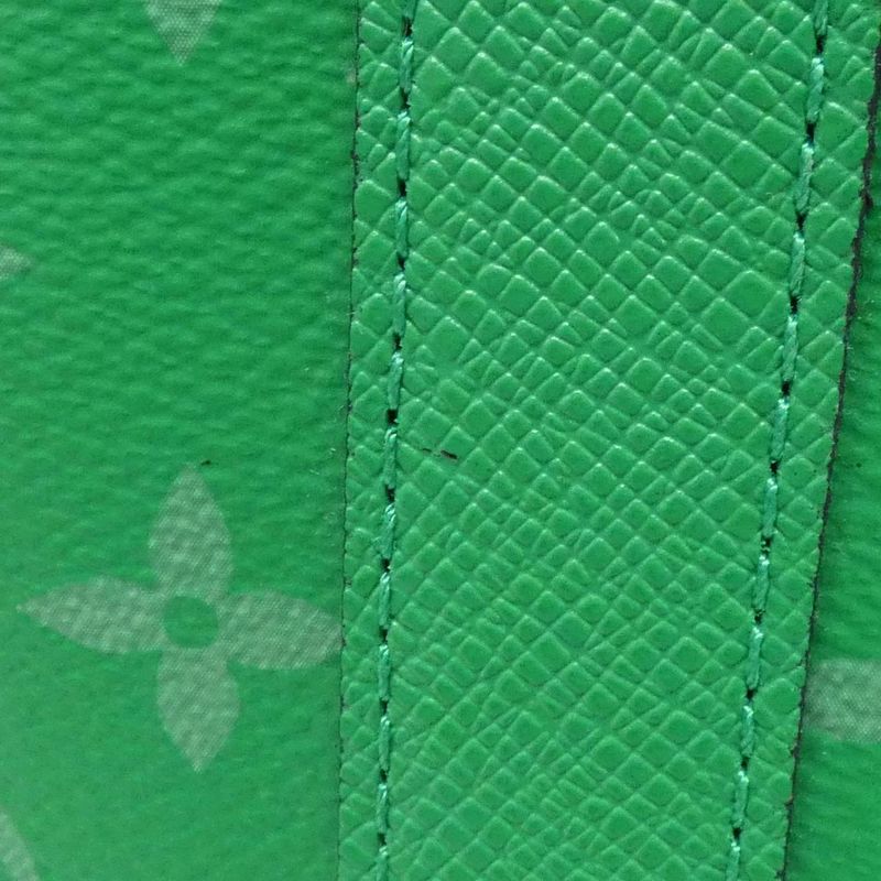 Louis Vuitton Taiga Lama Keepall Bandouliere 45cm (17.72in) M31046 Boston Bag