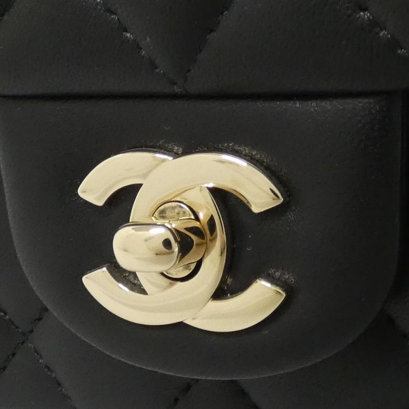 Chanel 35200 Shoulder Bag