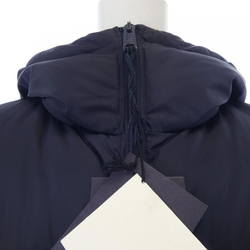 Prada Triangle Logo 29f430 S192 1WQ9 Down Coat