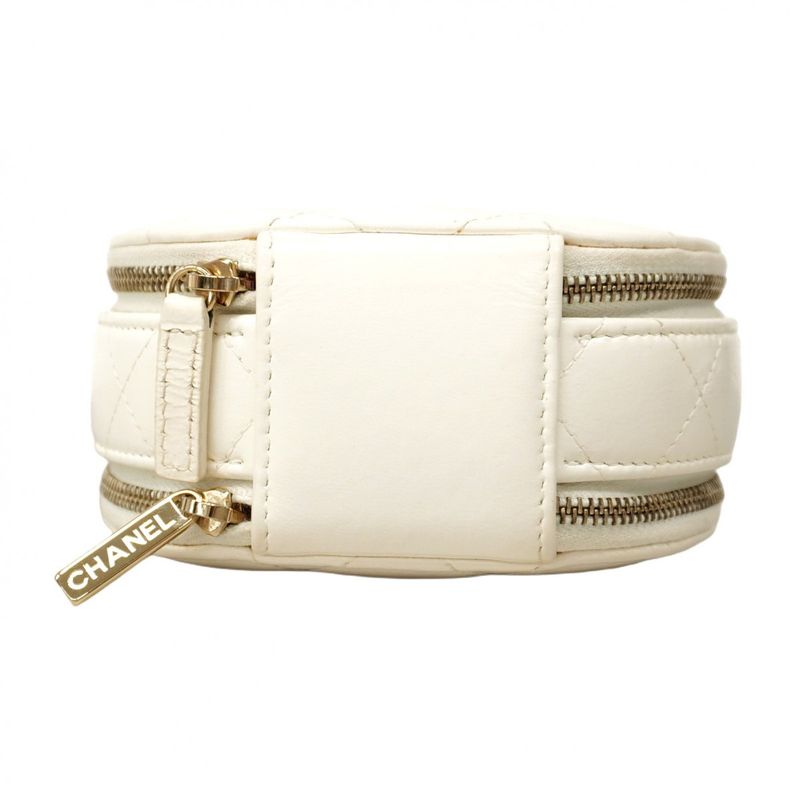 Chanel Shoulder Bag Matelasse Lambskin White Chien Pan Gold Hardware Women