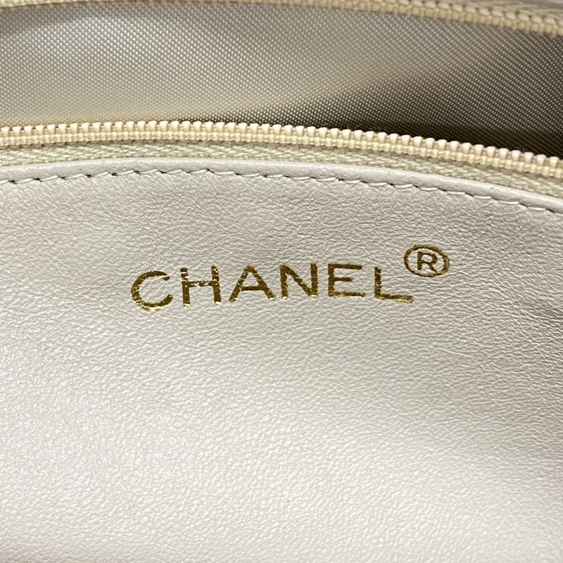 Chanel Shoulder Bag Lambskin Beige Gold Hardware Women