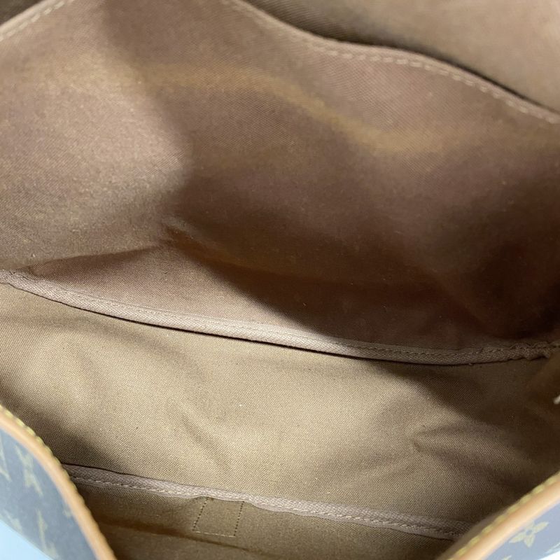 Louis Vuitton Shoulder Bag Monogram Saumur 35 M42254 Brown Ladies