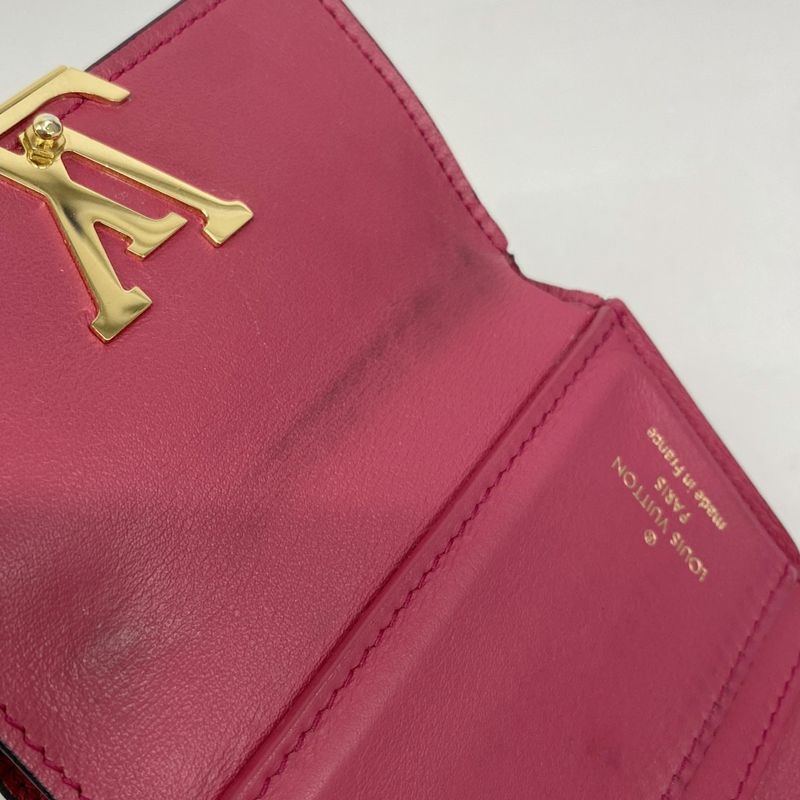 Louis Vuitton Trifold Wallet Taurillon Portefeuille Capucines XS M68587 Noir