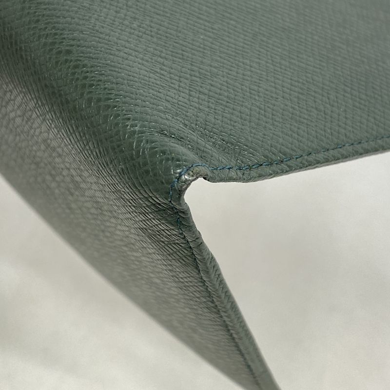 Louis Vuitton Billfold Taiga Portobier Carte Cles Di M30464 Epi Cair Mens