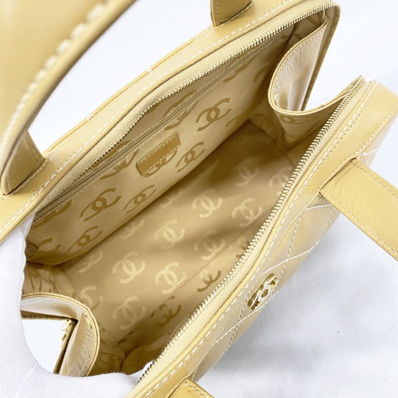 Chanel Tote Wild Stitch Lambskin Beige Gold Hardware Women's