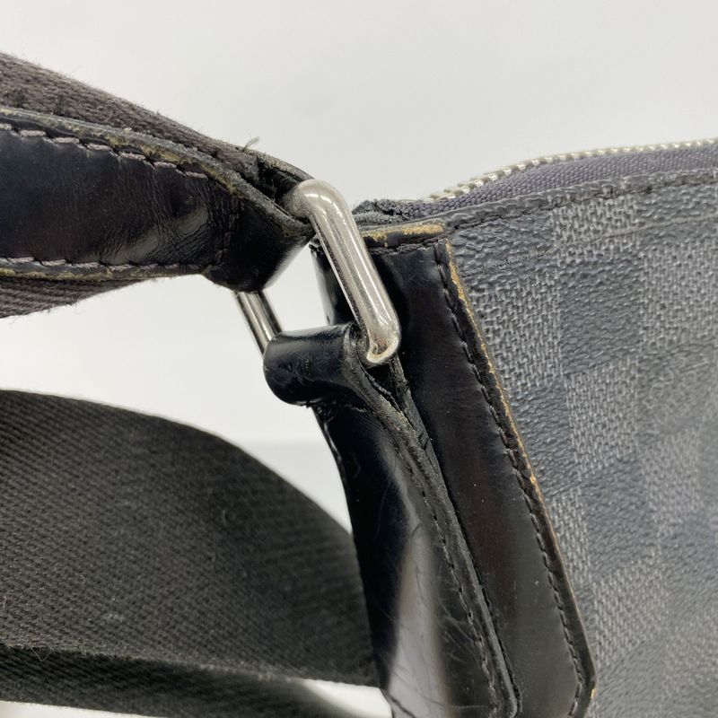 Louis Vuitton Shoulder Bag Damier Graphite Mique MM N41106 Black Men's