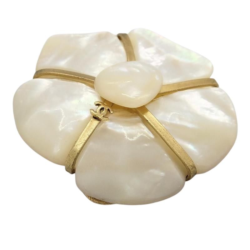 Chanel Camellia Coco Mark 01a Brooch Shell G