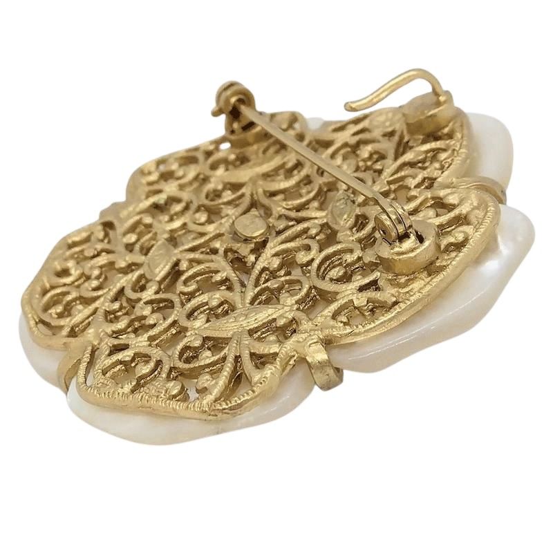 Chanel Camellia Coco Mark 01a Brooch Shell G