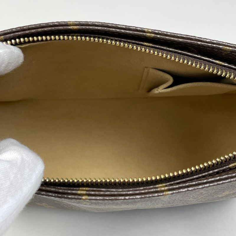 Louis Vuitton Looping MM Shoulder One Shoulder Bag Monogram Brown M51146 Women