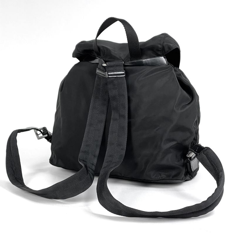 Prada Logo Plate Backpack Sac Rucksack Backpack Nylon Nero (black) Women