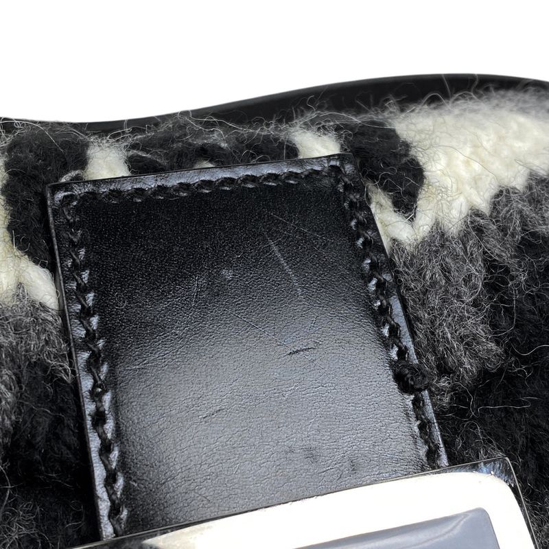 Fendi Zucca Logo Mamma Bucket One Shoulder Handbag Shoulder Bag Fabric Gray